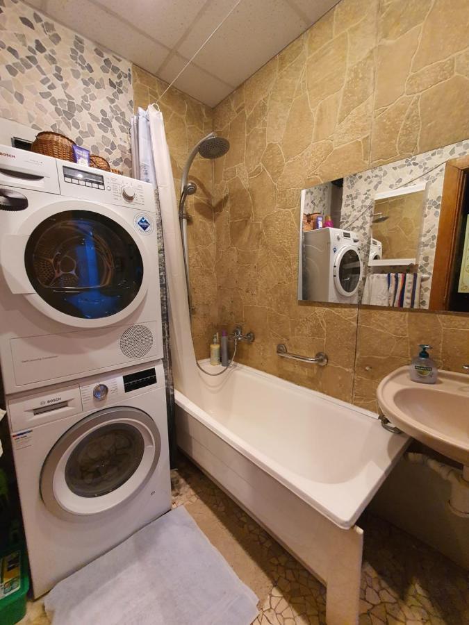 Pas Birute Otel Kaunas Dış mekan fotoğraf