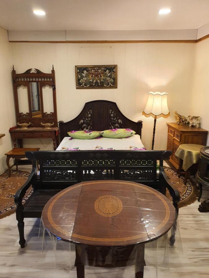 Pas Birute Otel Kaunas Dış mekan fotoğraf